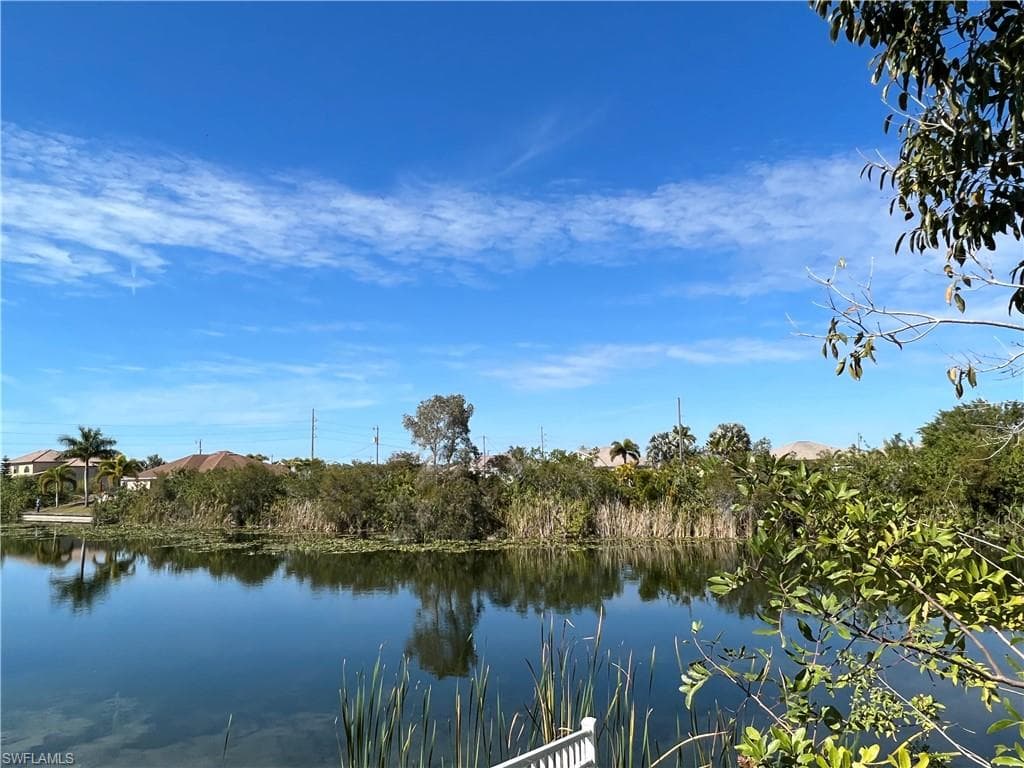 2205 NW 14th LN CAPE CORAL, FL 33993