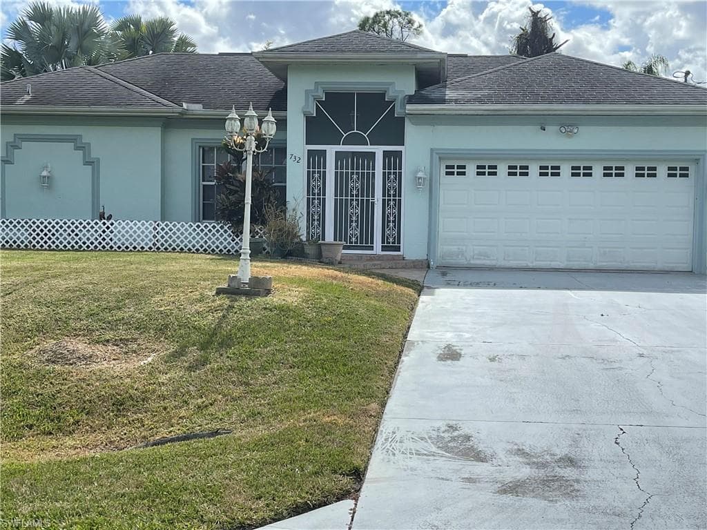 732 Long Lines LN LEHIGH ACRES, FL 33974