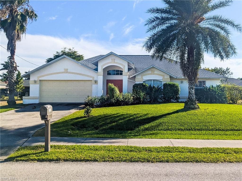 2614 Beach PKY W CAPE CORAL, FL 33914