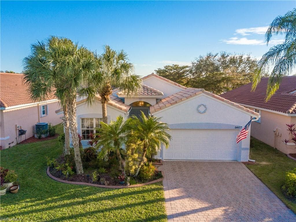 9467 Sun River WAY ESTERO, FL 33928