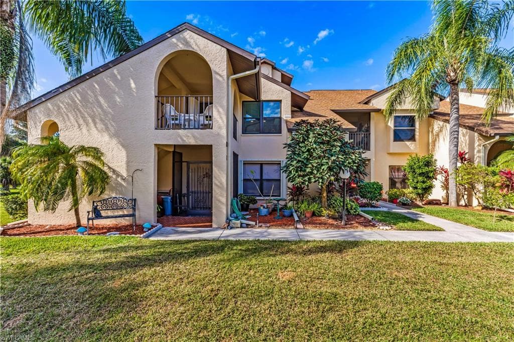 8514 Charter Club CIR 10 FORT MYERS, FL 33919