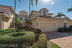 6240 Reserve CIR 802 NAPLES, FL 34119