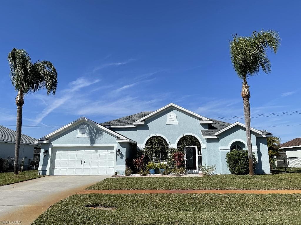 4588 Varsity CIR LEHIGH ACRES, FL 33971