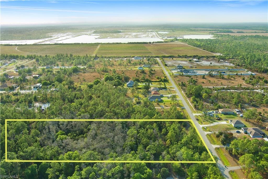 2660 56th AVE NE NAPLES, FL 34120