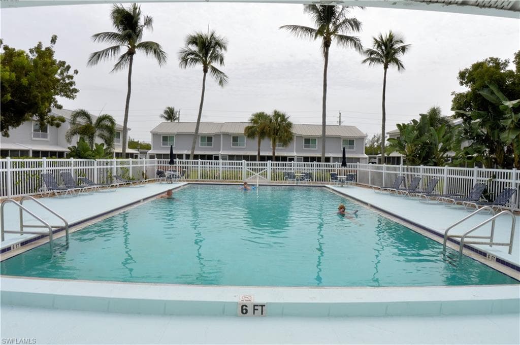 18004 San Carlos BLVD 16 FORT MYERS BEACH, FL 33931