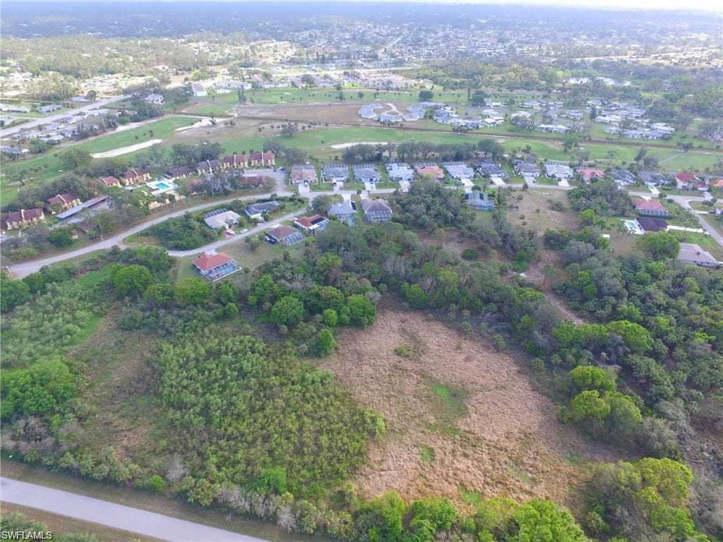 2000 E 5th ST LEHIGH ACRES, FL 33936