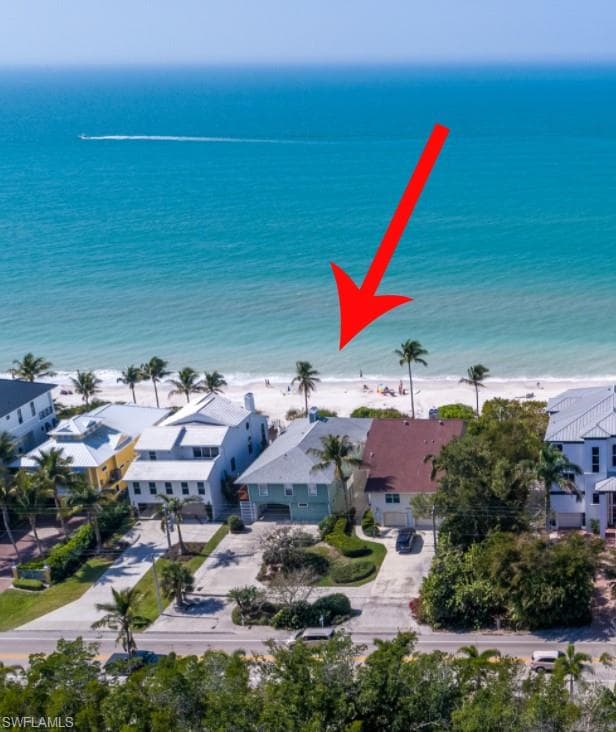 27300 Hickory BLVD BONITA SPRINGS, FL 34134