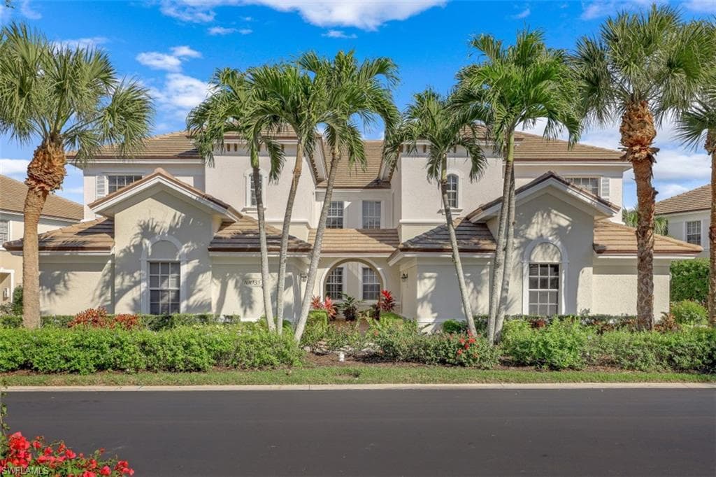 10035 Valiant CT 201 MIROMAR LAKES, FL 33913