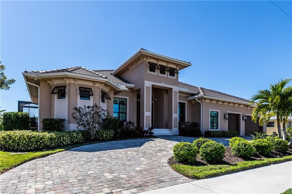 829 Elm CT MARCO ISLAND, FL 34145