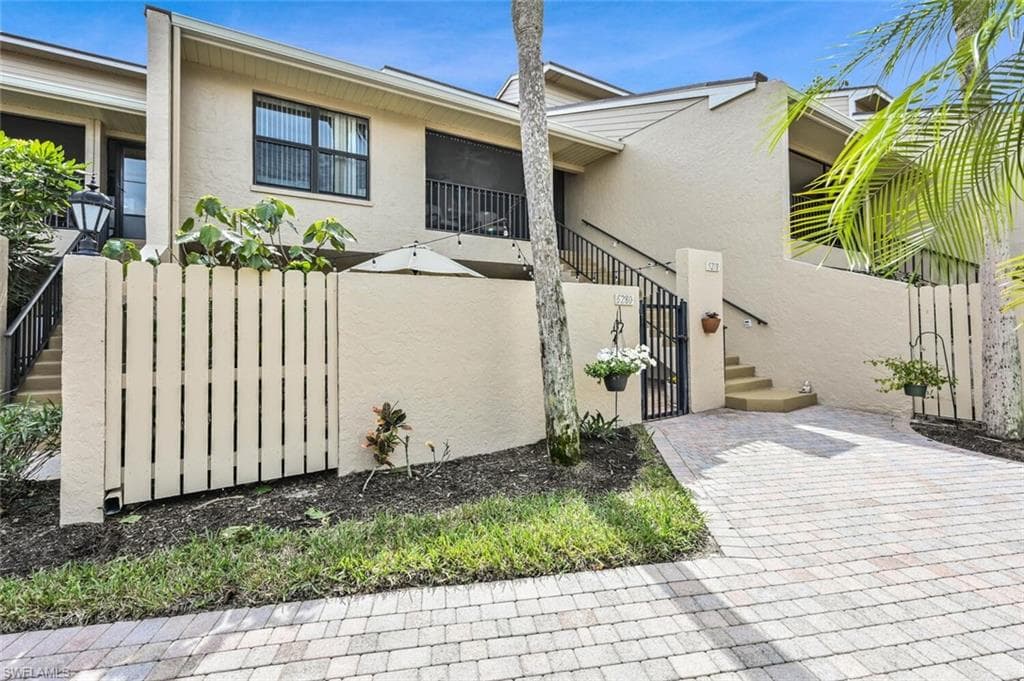 5280 Fox Hollow DR 603 NAPLES, FL 34104