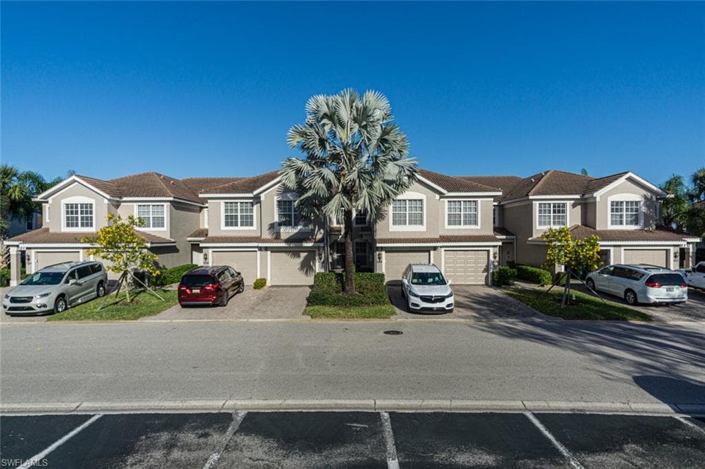 9570 Hemingway LN 3207 FORT MYERS, FL 33913