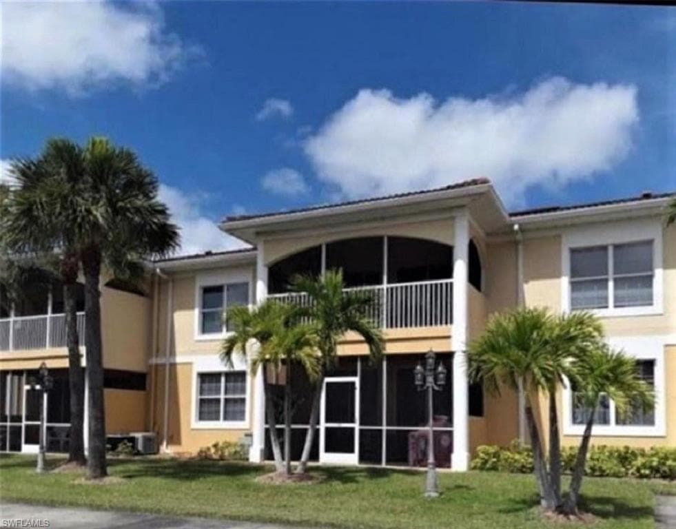 12505 McGregor BLVD 213B FORT MYERS, FL 33919