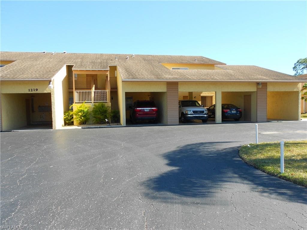 1219 SE 23rd PL 8 CAPE CORAL, FL 33990