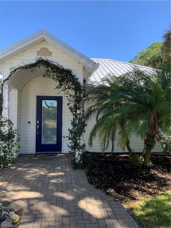 27231 Lavinka ST BONITA SPRINGS, FL 34135