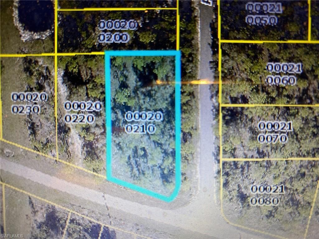 2555 Meadow RD LEHIGH ACRES, FL 33974