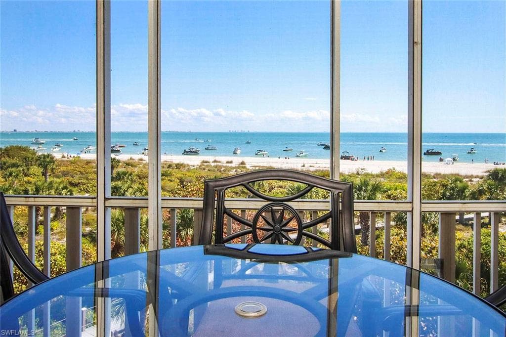 255 Periwinkle WAY 5C SANIBEL, FL 33957