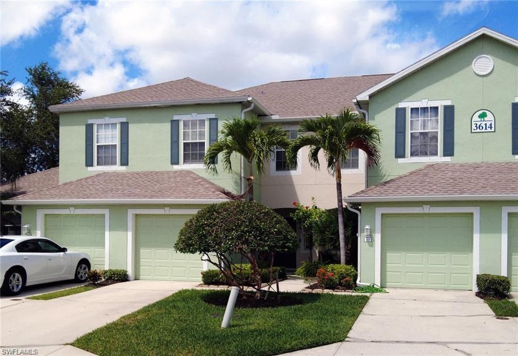 3614 Pine Oak CIR 104 FORT MYERS, FL 33916