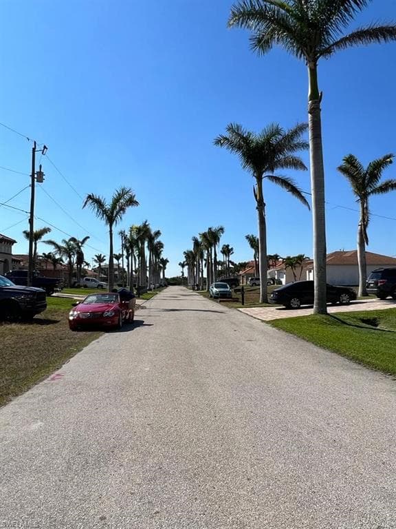 2736 SW 42nd LN CAPE CORAL, FL 33914