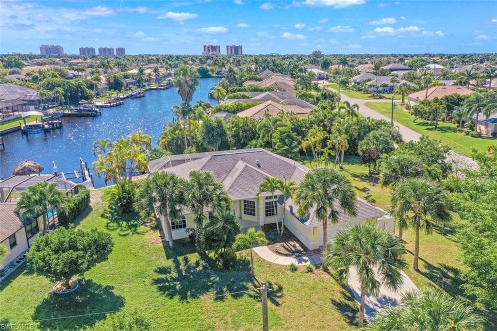 4913 SW 17th PL CAPE CORAL, FL 33914