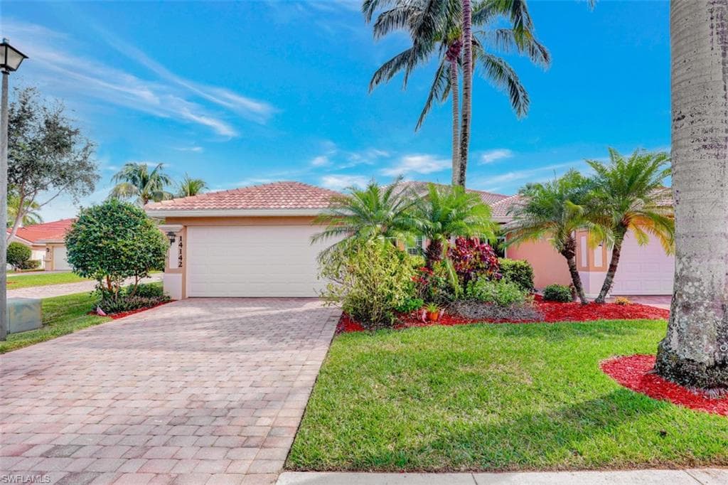 14142 Fall Creek CT NAPLES, FL 34114