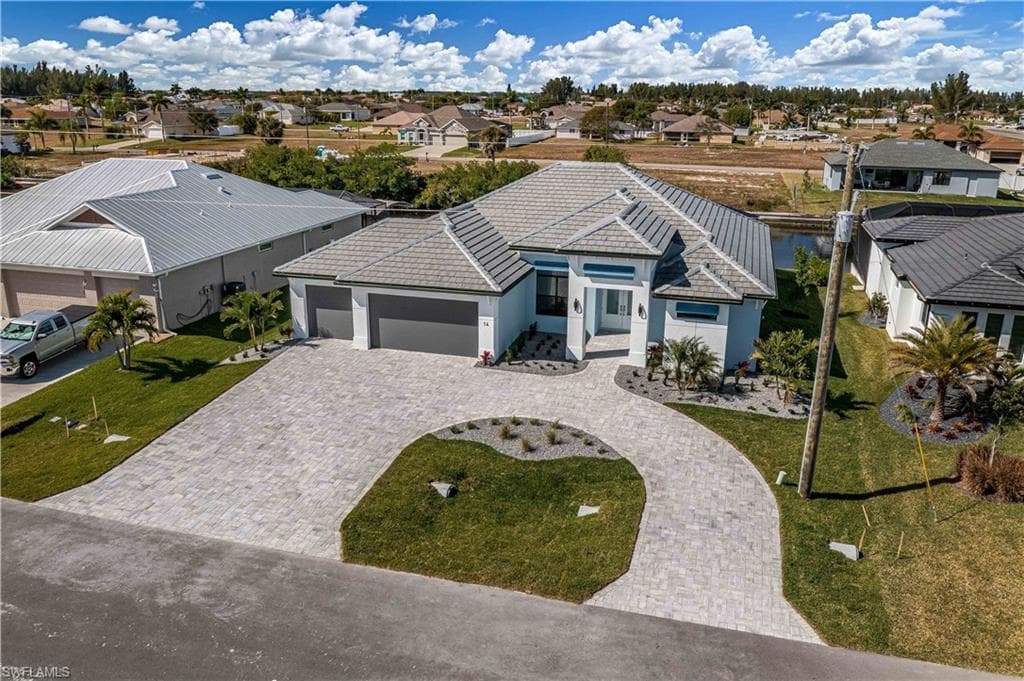 14 SW 35th PL CAPE CORAL, FL 33991