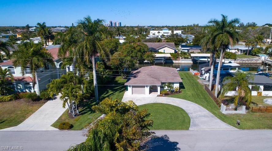 217 3rd ST BONITA SPRINGS, FL 34134