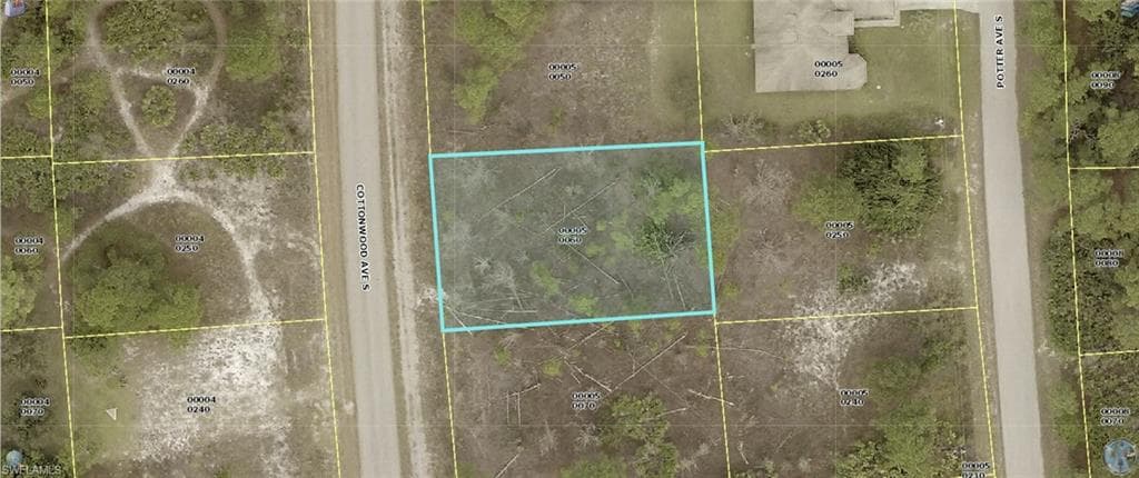513 Cottonwood AVE S LEHIGH ACRES, FL 33974