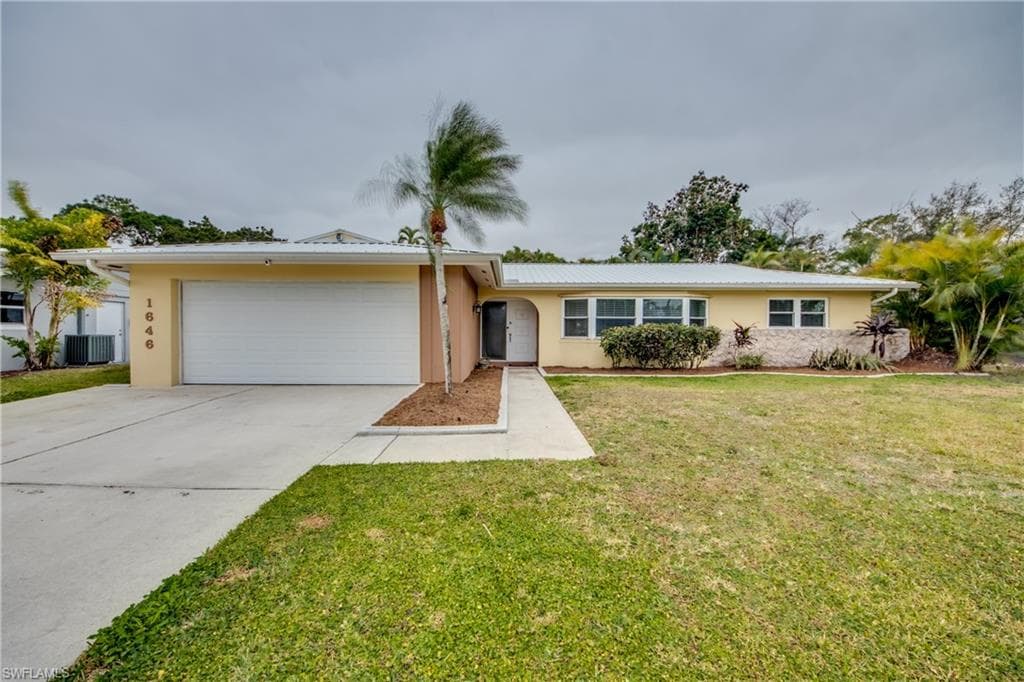 1646 S Flossmoor RD FORT MYERS, FL 33919