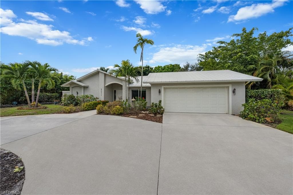 4071 Belair LN NAPLES, FL 34103
