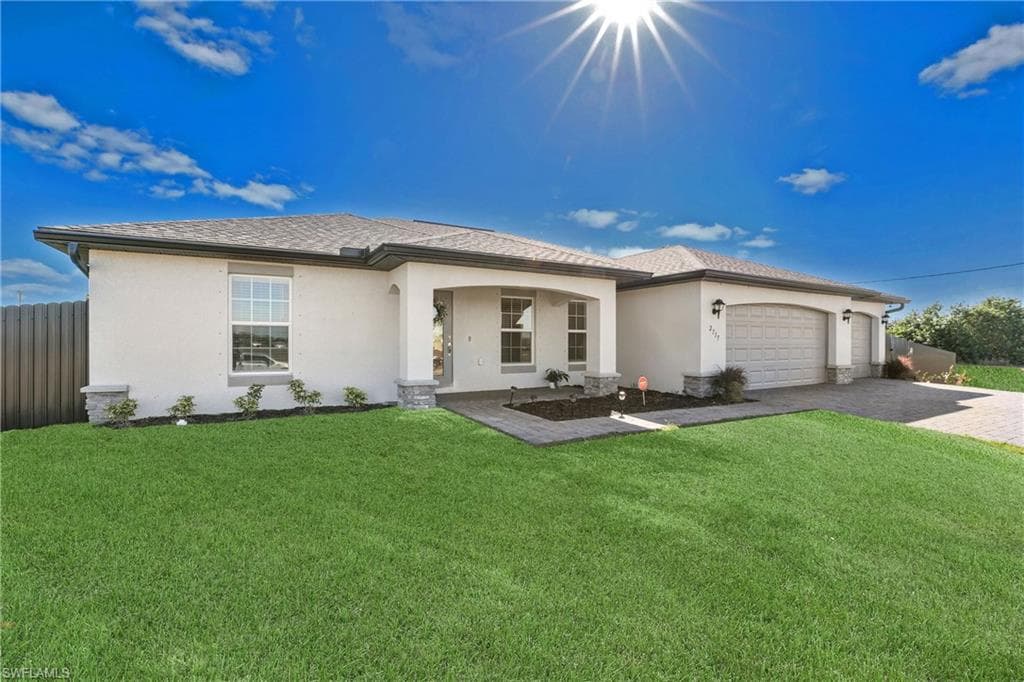 2717 NE Juanita PL CAPE CORAL, FL 33909