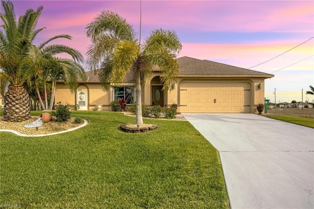 117 NW 9th TER CAPE CORAL, FL 33993