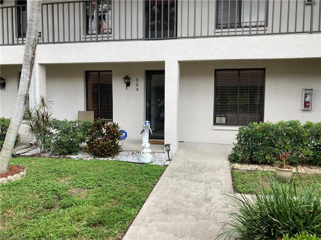15140 Riverbend BLVD 504 NORTH FORT MYERS, FL 33917