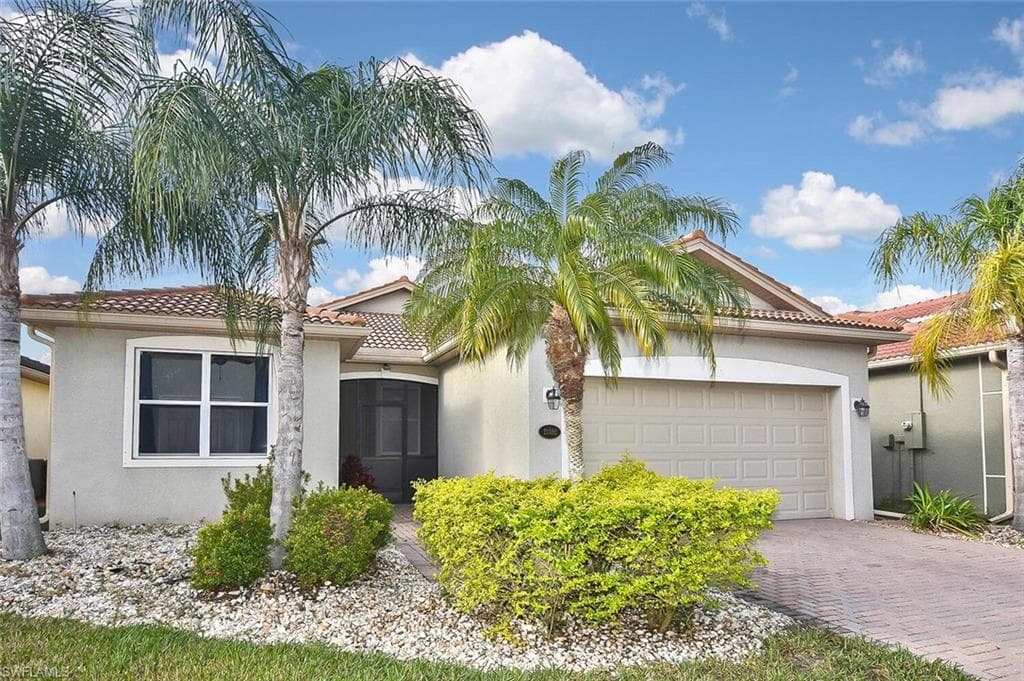 21592 Belvedere LN ESTERO, FL 33928