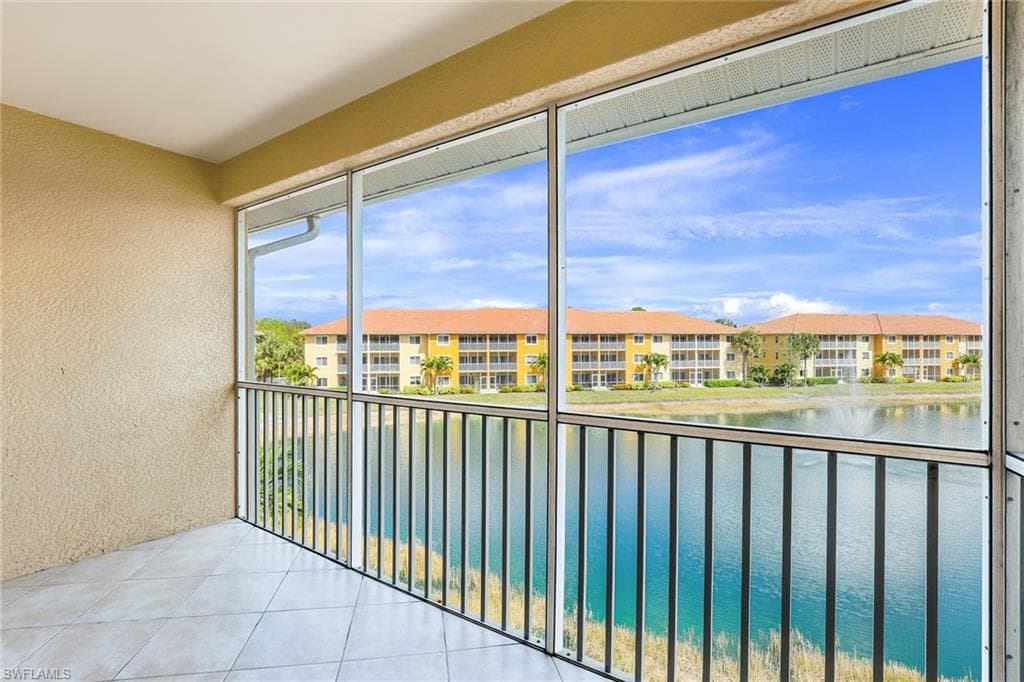 10000 Maddox LN 326 BONITA SPRINGS, FL 34135