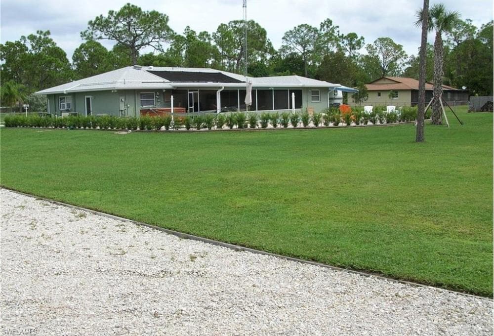 10300 Binky LN BONITA SPRINGS, FL 34135