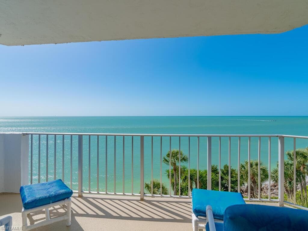 1036 Collier BLVD B-305 MARCO ISLAND, FL 34145