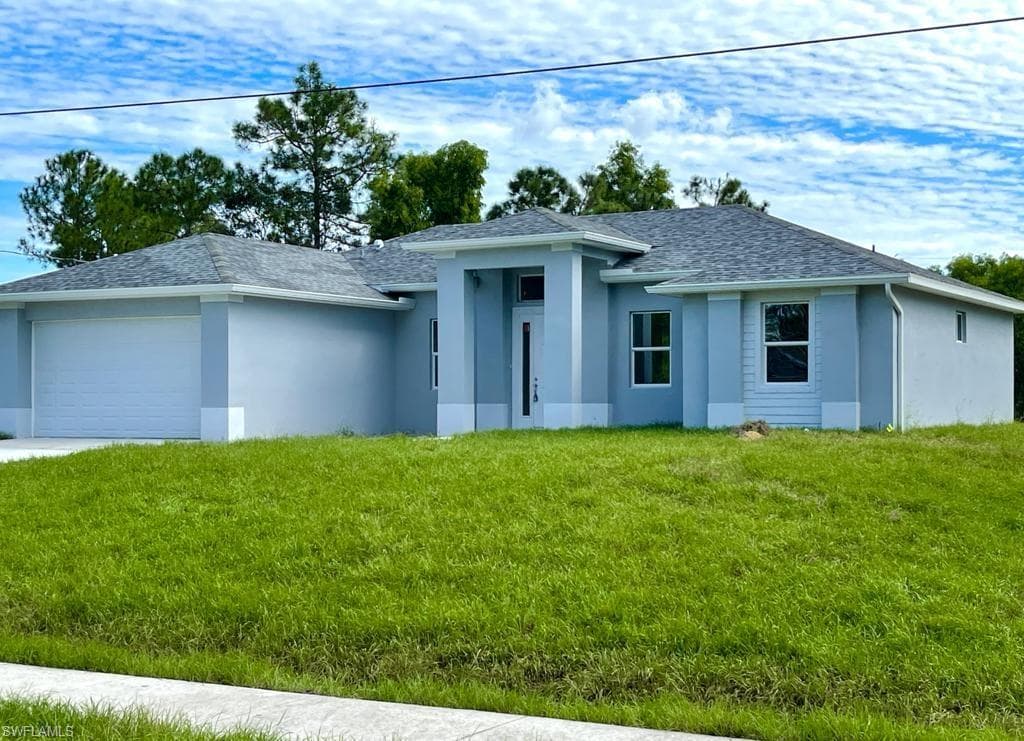 2018 Xelda AVE N LEHIGH ACRES, FL 33971
