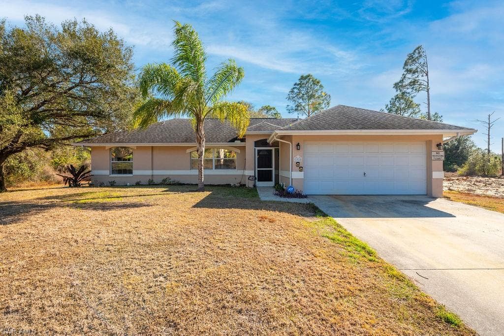 1910 Wellington AVE LEHIGH ACRES, FL 33972