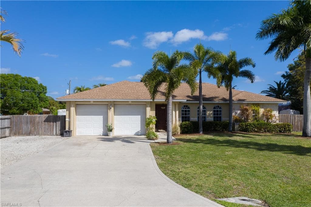 9285 Oak Bridge CT FORT MYERS, FL 33967