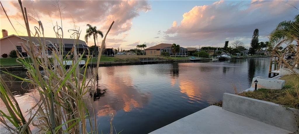 3910 SW 1st PL CAPE CORAL, FL 33914