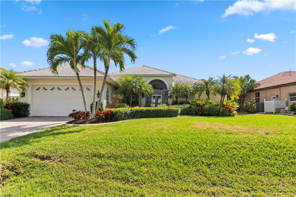 2314 SW 44th TER CAPE CORAL, FL 33914