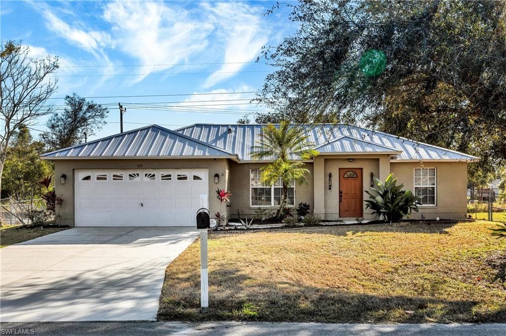 138 Zobora CIR FORT MYERS, FL 33913