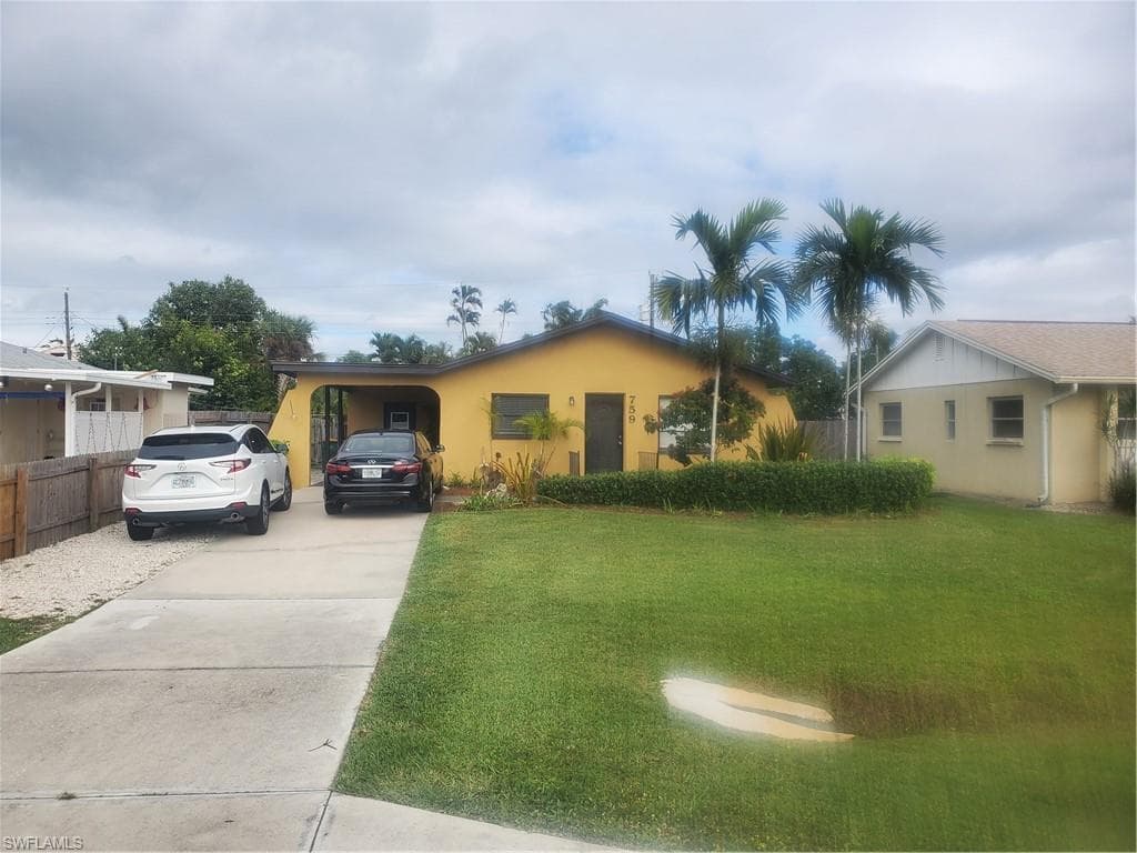 759 100th AVE N NAPLES, FL 34108