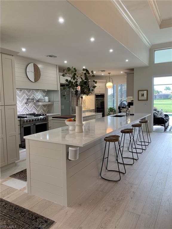 4931 Cerromar DR NAPLES, FL 34112
