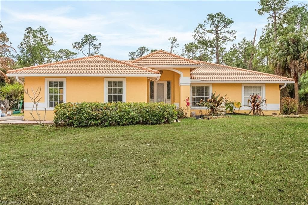 110 22nd AVE NW NAPLES, FL 34120