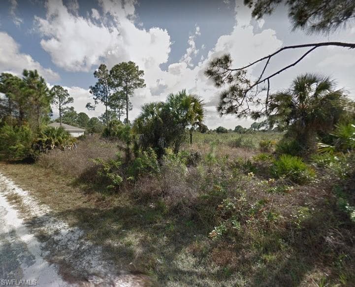 3215 68th ST W LEHIGH ACRES, FL 33971