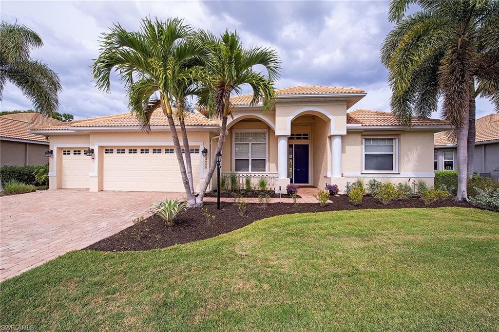 24990 Divot DR BONITA SPRINGS, FL 34135
