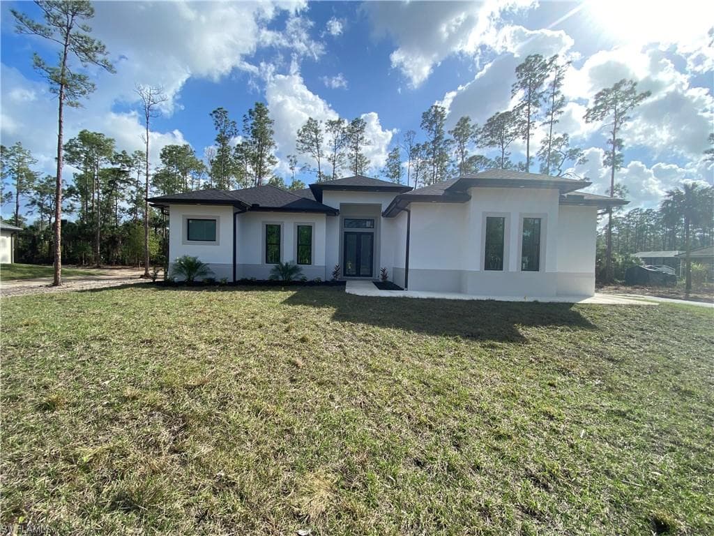 626 14th AVE NE NAPLES, FL 34120