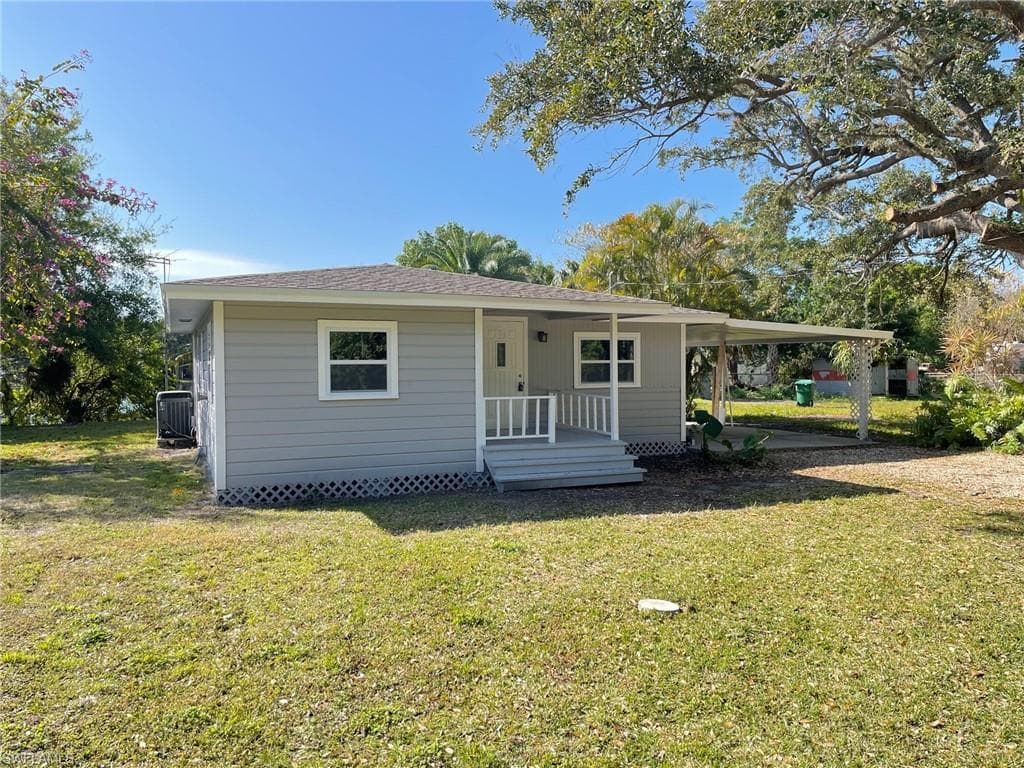 513 Oliphant LN PUNTA GORDA, FL 33950