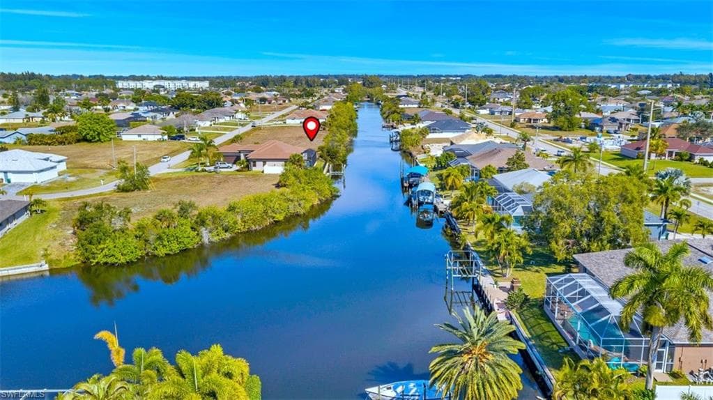 2715 SW 21st AVE CAPE CORAL, FL 33914